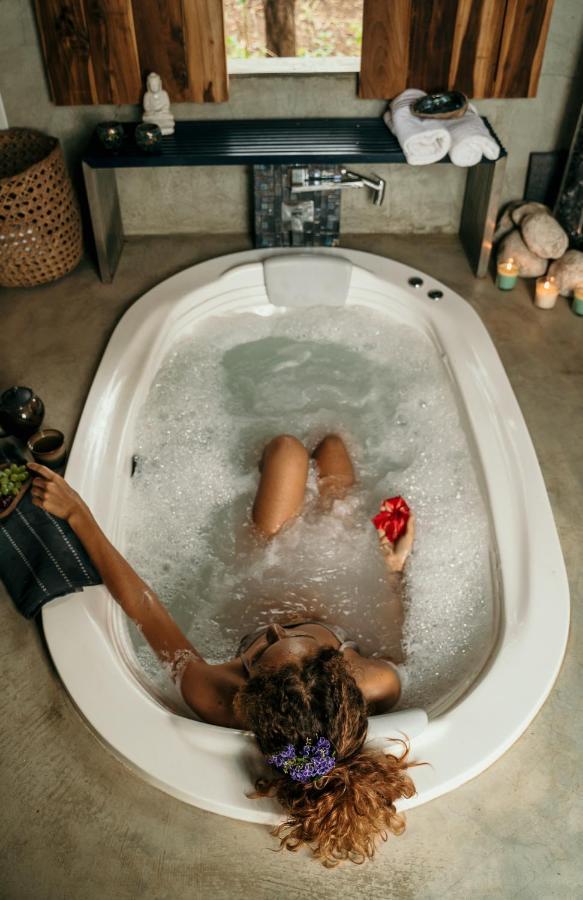 Breathe Healing & Wellness Hotell Cambutal Exteriör bild
